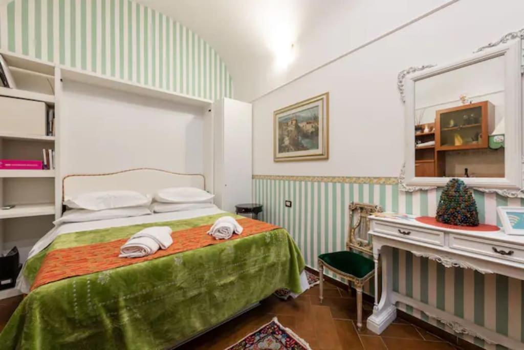 Apartment 0 In The Historic Center Bari